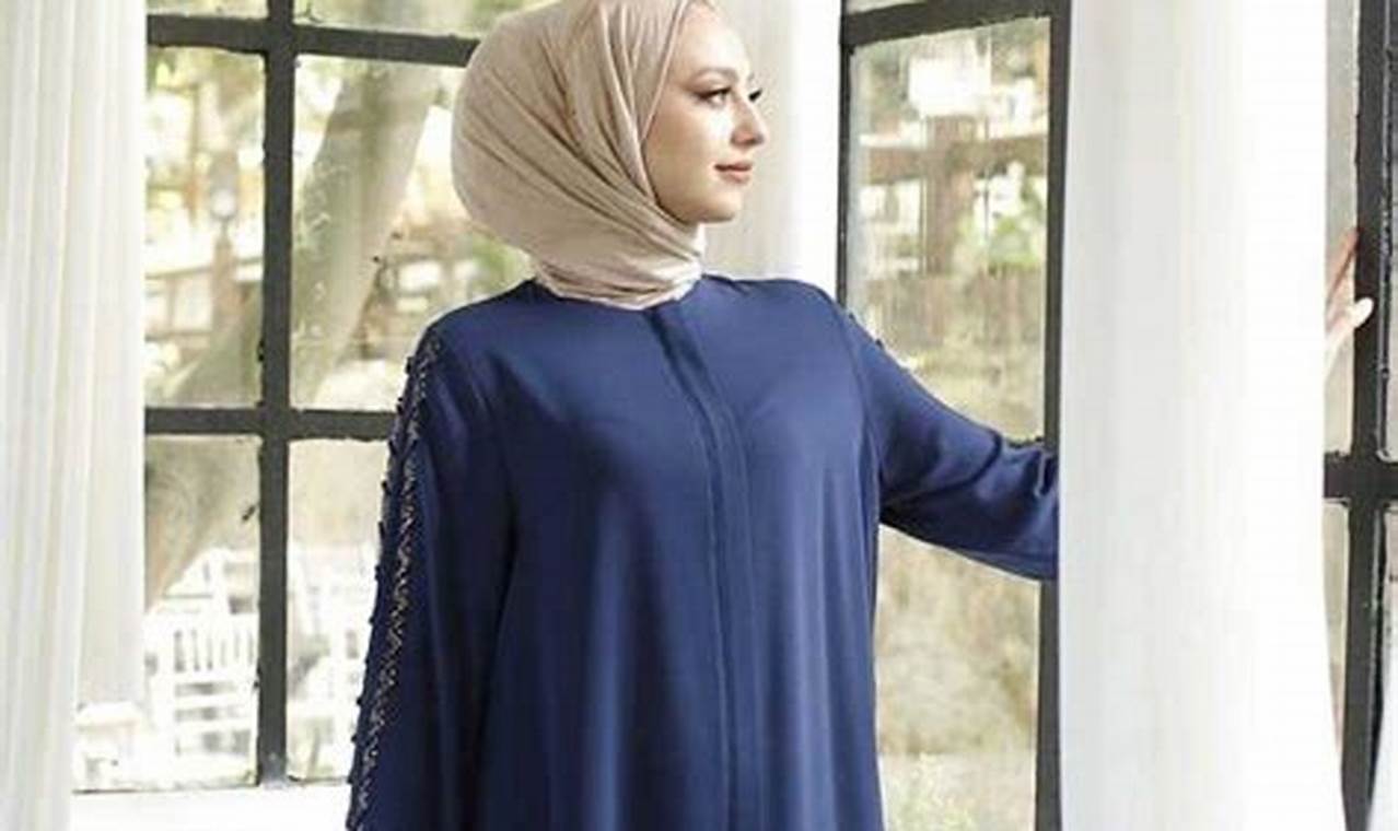 jilbab yang cocok untuk baju warna biru dongker