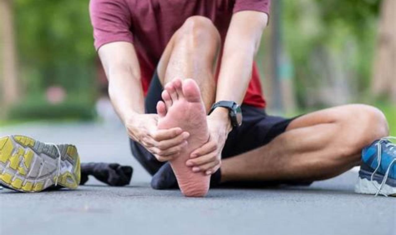 Joggers Foot: Causes, Symptoms, and Treatment