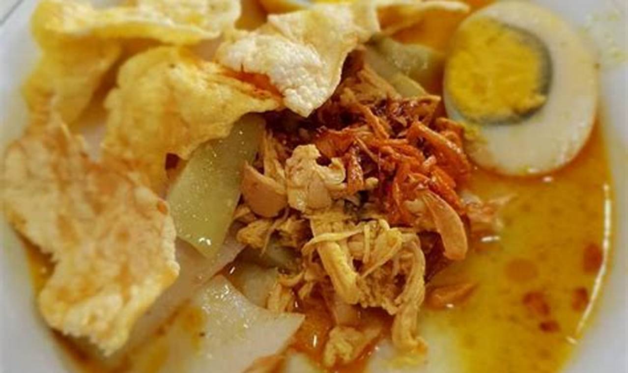 Cicip Rahasia Lontong Kari Cicendo, Kuliner Bandung yang Menggugah