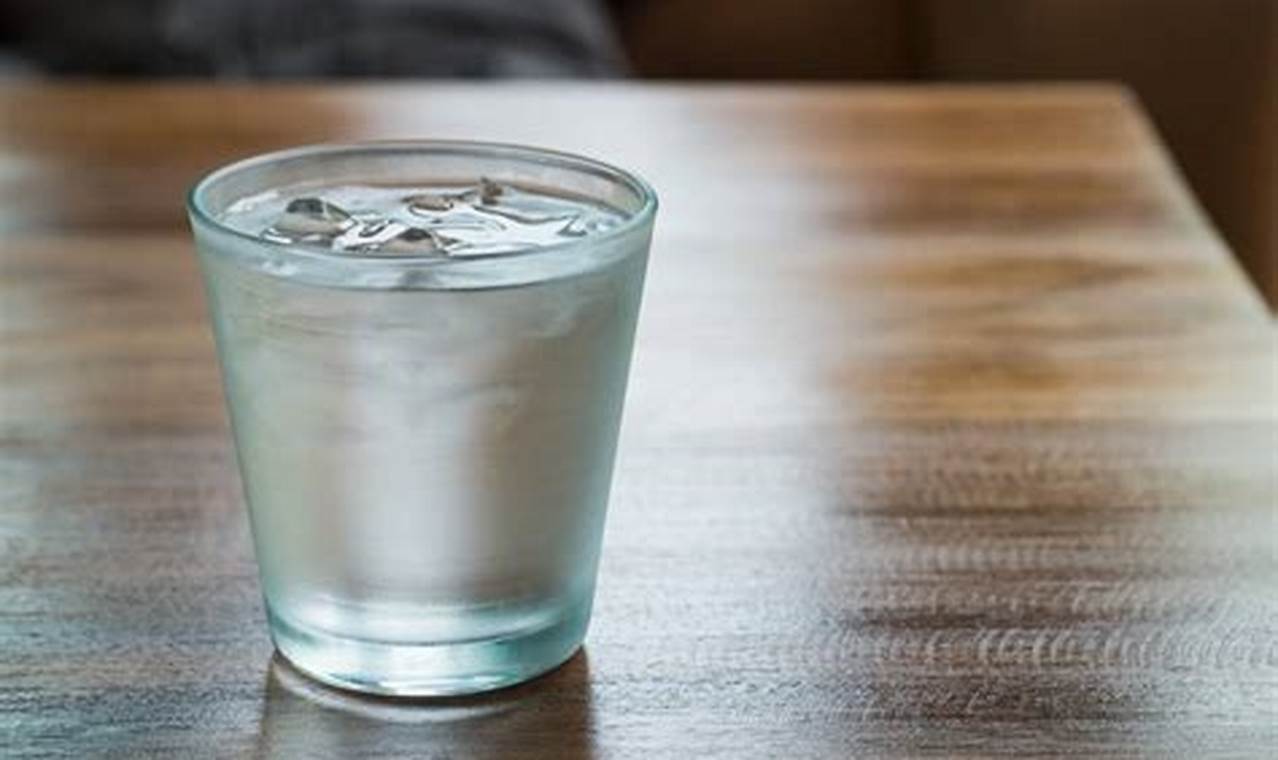 7 Manfaat Minum Air Es yang Jarang Diketahui