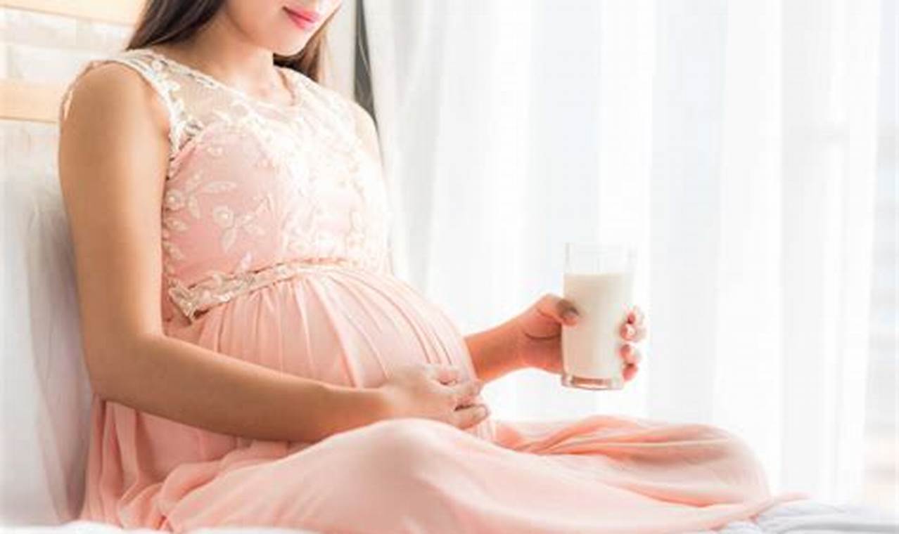 10 Khasiat Istimewa Susu Kedelai untuk Ibu Hamil