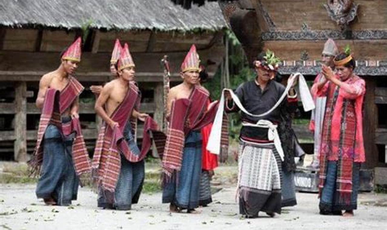 Suku Minangkabau: Mengenal Lebih Dekat Budaya dan Tradisi Unik
