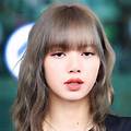 Gaya Rambut Lisa BLACKPINK