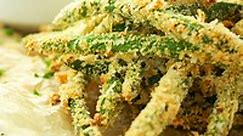 Easy Baked Green Bean Fries from The Fitchen