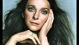 Judy Collins - Send In The Clowns