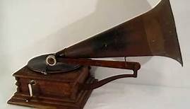 1901 Eldridge Johnson Monarch Phonograph