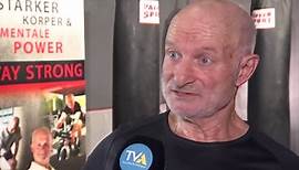 Kurt Köhler schafft Weltrekord mit dem Boxsack