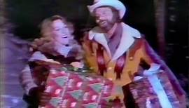 Glen Campbell & Tanya Tucker Sing "It Must Have Been the Mistletoe"