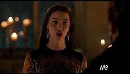 Reign 2x15 "Forbidden" - Mary and Marie de Guise fight