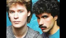 Hall & Oates - Out Of Touch (12" Version)