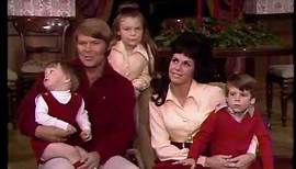 Glen - The Glen Campbell Goodtime Hour: Christmas Special (20 Dec 1970) - Christmas is for Children