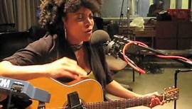 Stephanie McKay "Jackson Avenue" Live on Soundcheck