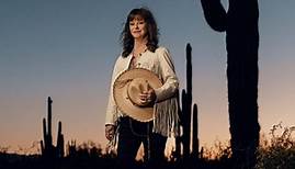 Outlaw Country Legend Jessi Colter Announces New Album ‘Edge Of Forever’