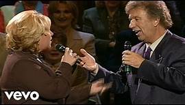 Sandi Patty - Right Place, Right Time [Live]