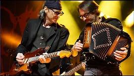 BoDeans Closer to free Live