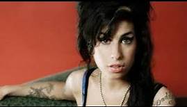 Amy Winehouse Biography ￼