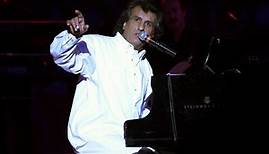 Italian pop singer Toto Cutugno, an inspiration for French hits, dies
