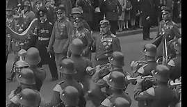 Reichspräsident Paul von Hindenburg besichtigt das Wachregiment Berlin, 06.10.1932