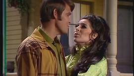 Glen Campbell & Bobbie Gentry - Good Times Again (2007) - Let it be Me (19 March 1969) w/intro