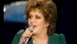 Joy Fleming - Ein Lied kann eine Brücke sein 1975 (TV-Clip)