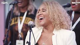 Darlene Love performs 'Christmas (Baby Please Come Home)'