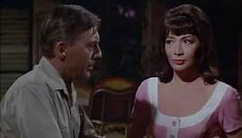 The Big Gamble (1961): Samuel has never kissed a woman