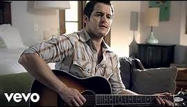 Easton Corbin - I Can't Love You Back (Official Music Video)