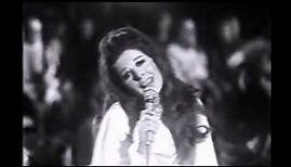 Bobbie Gentry - I'll Never Fall In Love Again (live TV 1970)