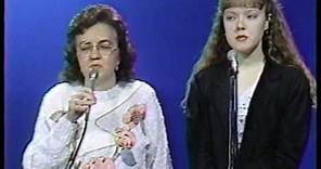 Henrietta and Merna Can't Sing - Go Tell It On The Mountain