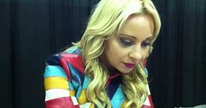 Tara Strong Speaks In Harley Quinn Voice at Stan Lee's Comikaze