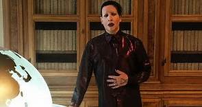 Marilyn Manson se reúne con el Papa. (Español)