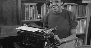 Gwendolyn Brooks reads her poems aloud