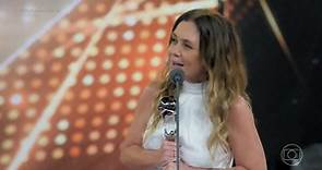 Adriana Esteves vence a categoria “Atriz de Série” no Melhores do Ano