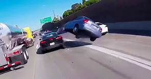 Craziest Car Crash Compilation - Best of Driving Fails [USA, CANADA, UK & MORE]