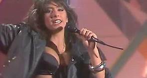 SABRINA Salerno canta "Boys" en su PRIMERA actuación en España – "A tope" (TVE, 1987)