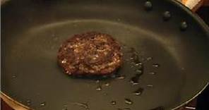 Hamburger Recipes : How to Make Juicy Hamburgers on the Stove Top
