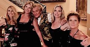Rod Stewart Poses With the 4 Mothers of His 7 Children