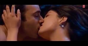 Yami Gautam Hot kisses | Bollywood Actors | bollywood movie