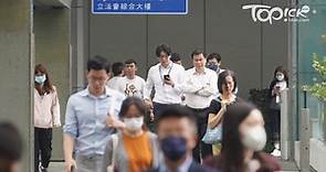 【公務員】政府決定不進行公務員薪酬水平調查第二階段工作 - 香港經濟日報 - TOPick - 新聞 - 政治