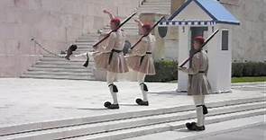 Cambio de guardia en Atenas, Parlamento,Plaza Syntagma - Changing of the guard in Athens