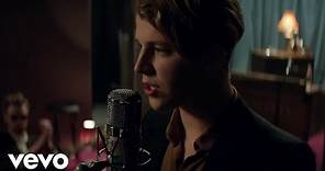 Tom Odell - Concrete (Official Video)