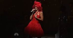 Rihanna - Only Girl Live (Saturday Night 2010) - 1080p 蕾哈娜