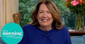 Handmaid's Tale Star Ann Dowd Reveals What's in Store for Aunt Lydia | This Morning