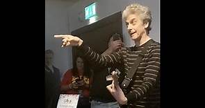 Peter Capaldi plays guitar and sings Starman by David Bowie - Capital Sci Fi Con - Feb 2019