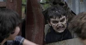 Gus Morgan's (Jeffrey Dean Morgan's Son) Walker Scene ~ The Walking Dead S11 Ep5