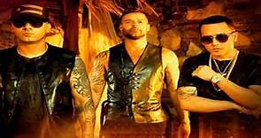 Ricky Martin Ft. Wisin Y Yandel - Fiebre