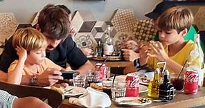 Las primeras imágenes de Gerard Piqué con sus hijos en restaurantes de Miami