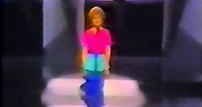 Elaine Paige sings 'Nothing' from 'A Chorus Line' -1982