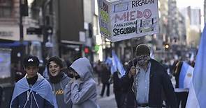 Todas las marchas anticuarentena desde el inicio de la pandemia que ya se cobró 100 mil vidas en Argentina