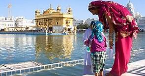 A Tour of Amritsar, India & the Beautiful Golden Temple